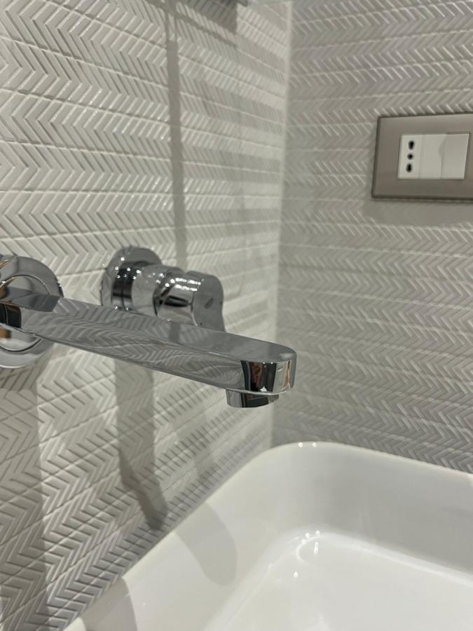 Enzo Rooms & Apartment Blloku Tirana Zewnętrze zdjęcie