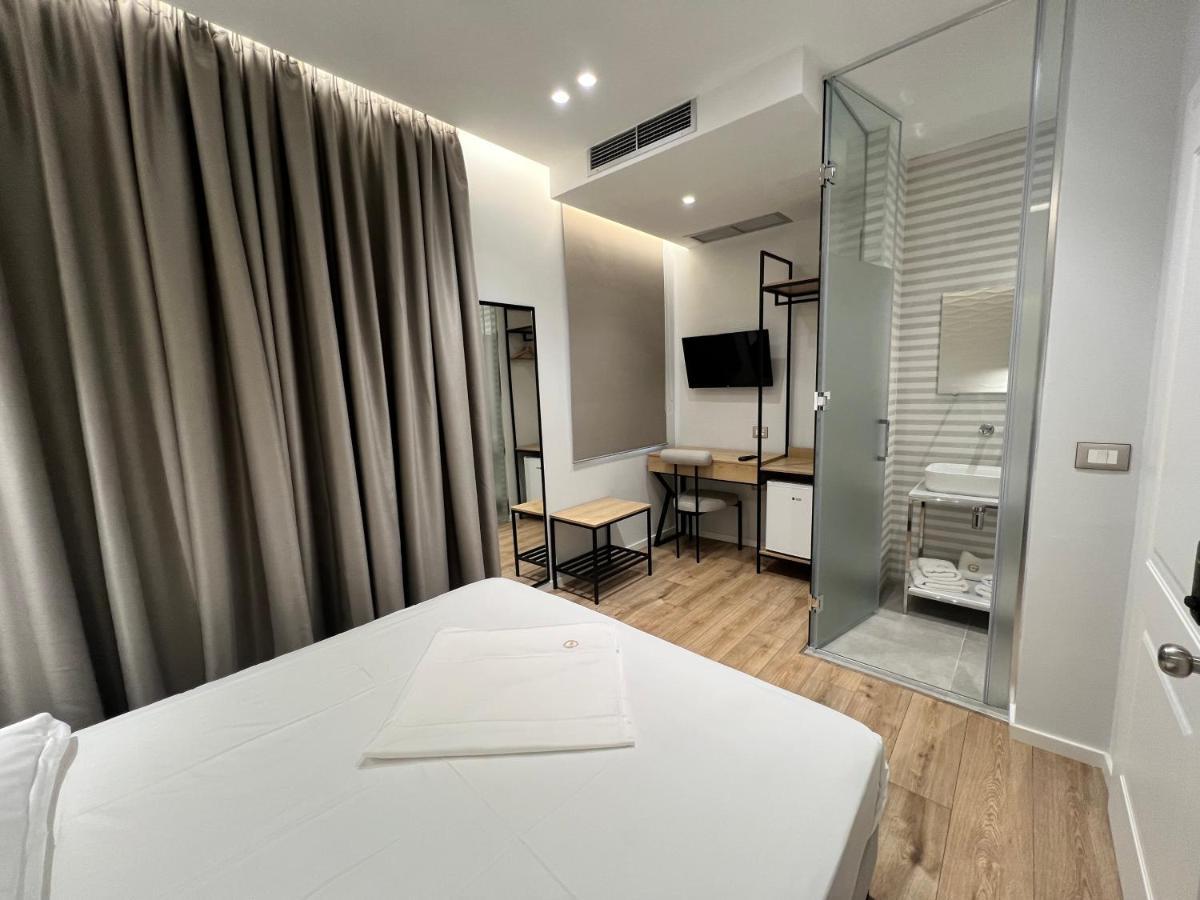 Enzo Rooms & Apartment Blloku Tirana Zewnętrze zdjęcie