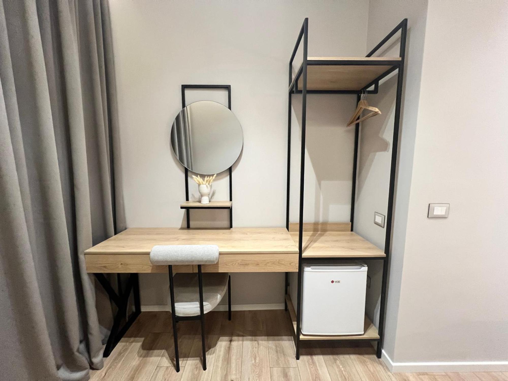 Enzo Rooms & Apartment Blloku Tirana Zewnętrze zdjęcie