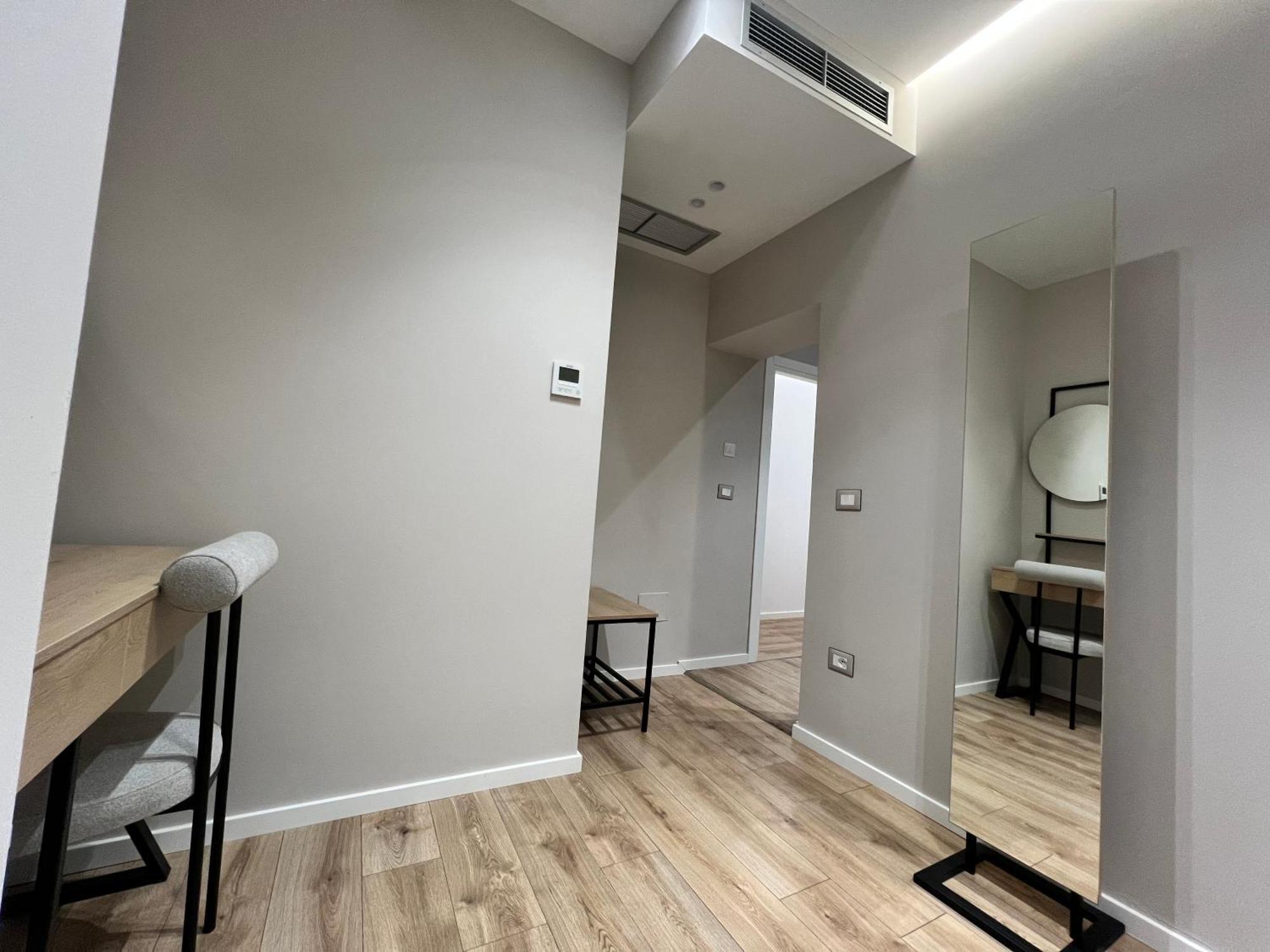 Enzo Rooms & Apartment Blloku Tirana Zewnętrze zdjęcie